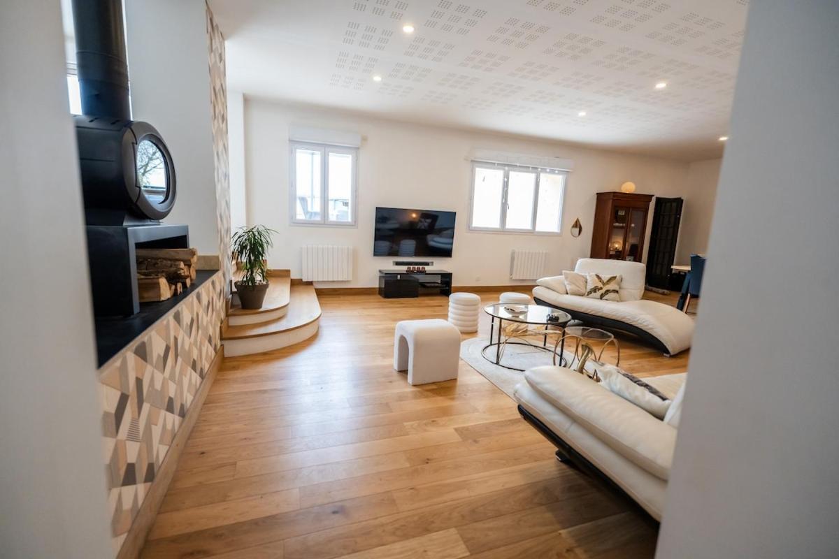 Le Retro Champlay Villa Eksteriør bilde