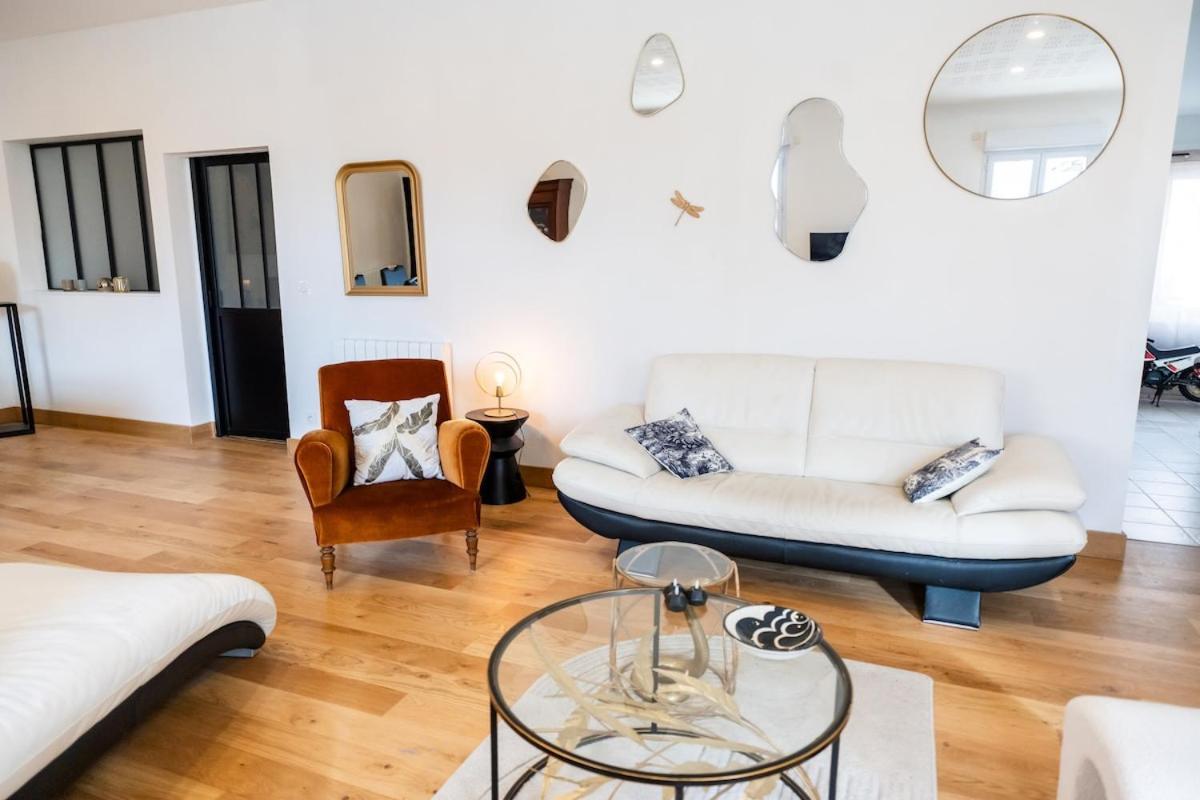 Le Retro Champlay Villa Eksteriør bilde